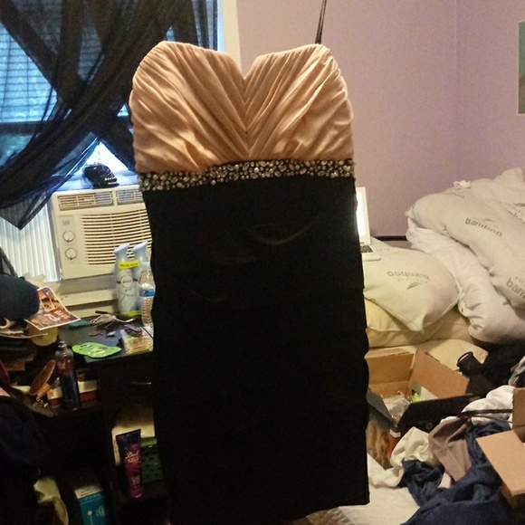 Cocktail Dress - Picture 1 of 5